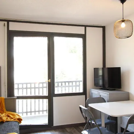 Renove Pour 4 Avec Canape-lit, Balcon Et Parking - Fr-1-340-234 Lejlighed *
